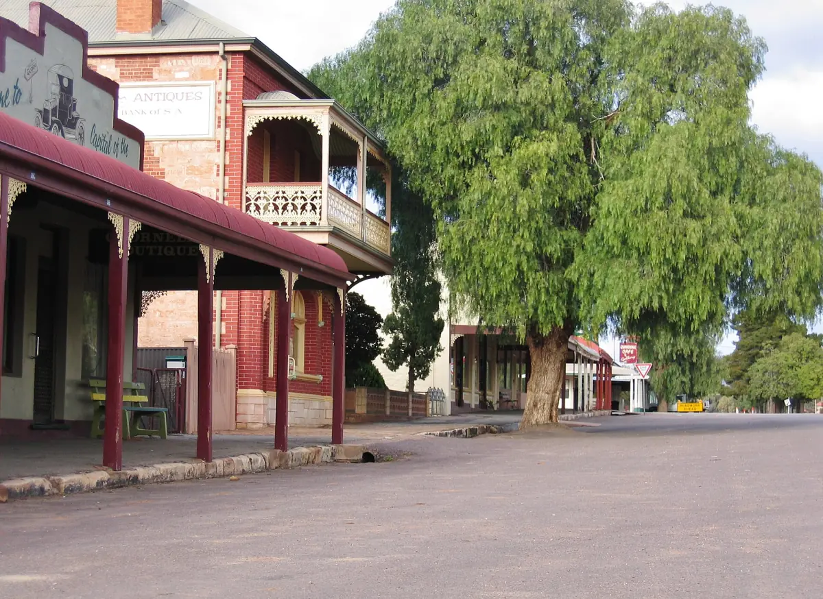 Verandas on the main street of Quorn